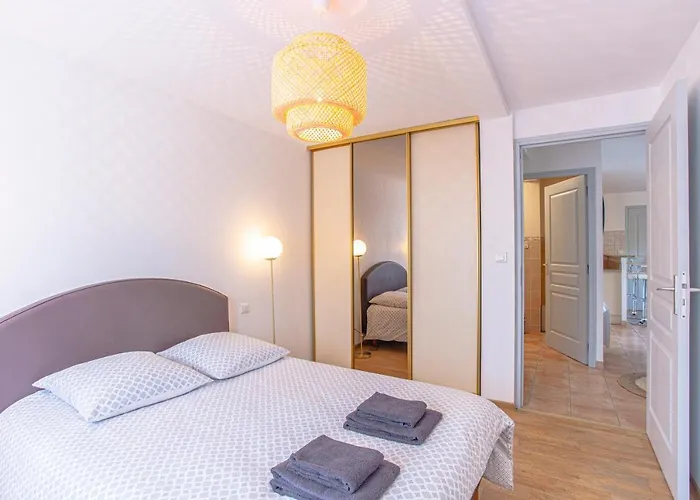 Superbe Appartement Avec Terrasse Et Vue Degagee